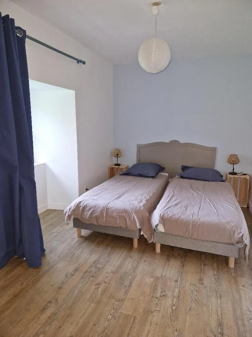 Holiday home Paimpont: Gite De La Haute Fenderie France